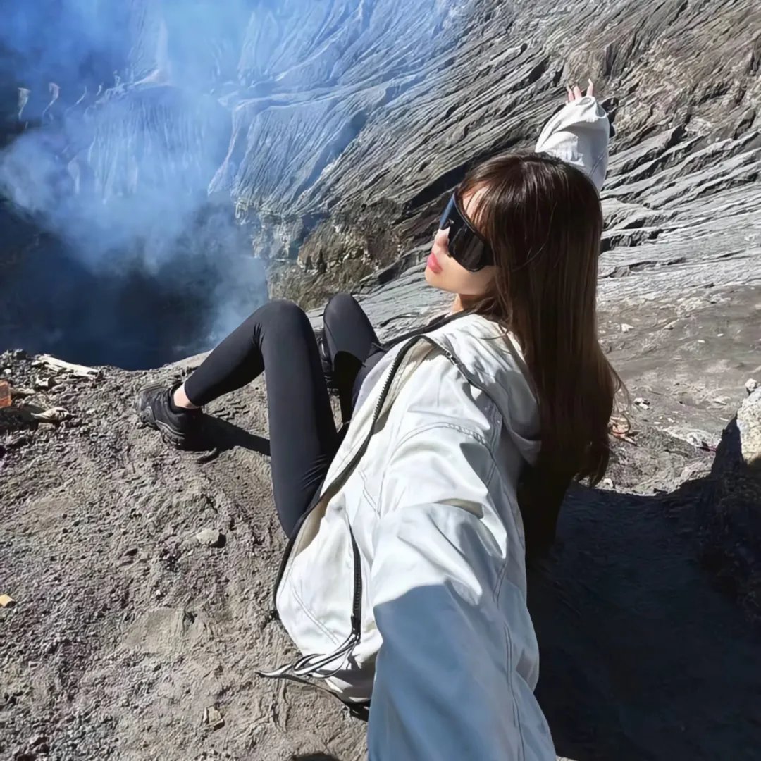 离婚后，霸总天天想娶我